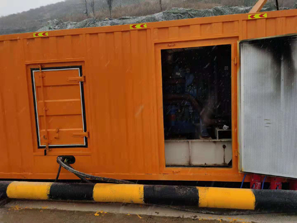 织金发电机出租 柴油发电机组电压低报警怎么办？