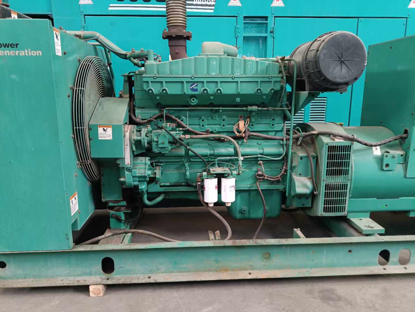织金过载会对 600kW 柴油发电机组造成哪些损害？